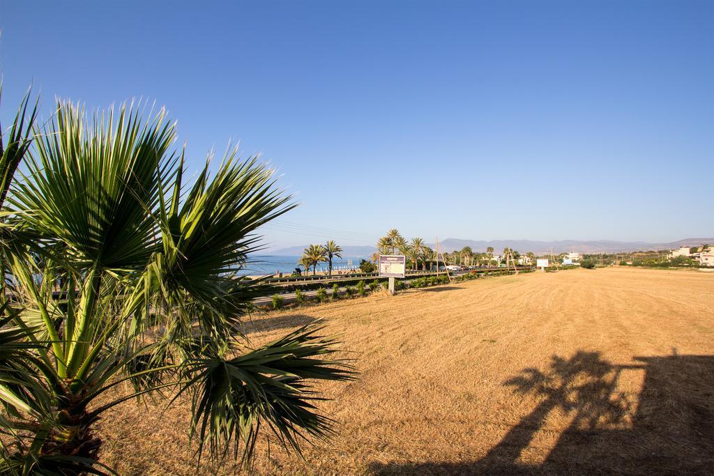 G&E Beach Apartments Polis Екстер'єр фото