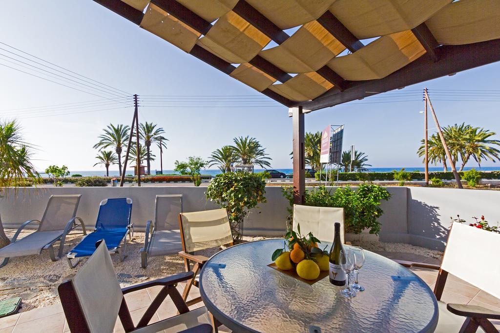 G&E Beach Apartments Polis Екстер'єр фото